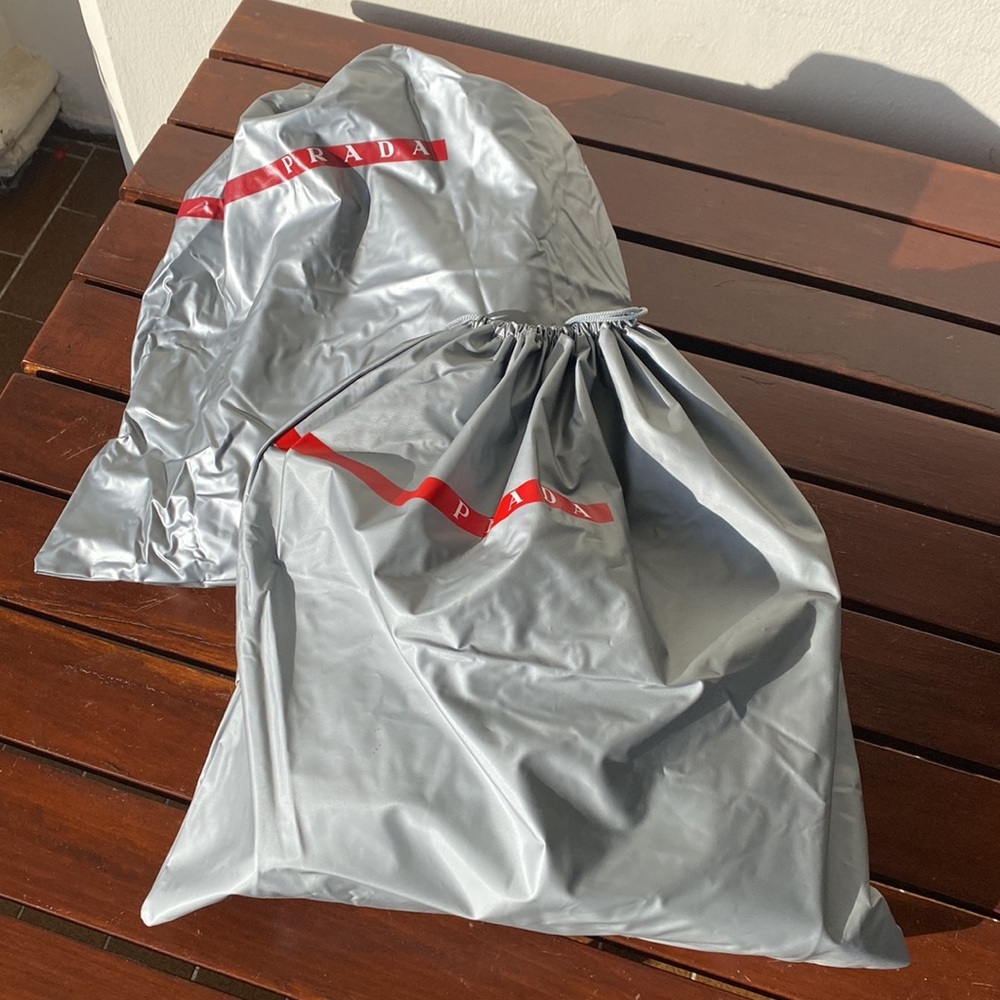 2 prada shoe bags - Picture 4 of 6